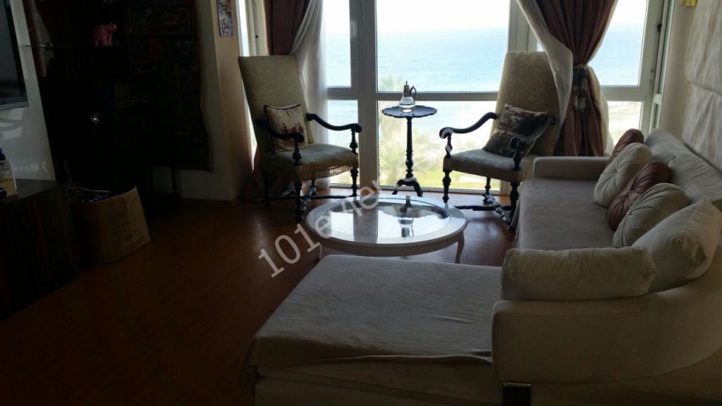 Penthouse Kaufen in Girne Merkez, Kyrenia