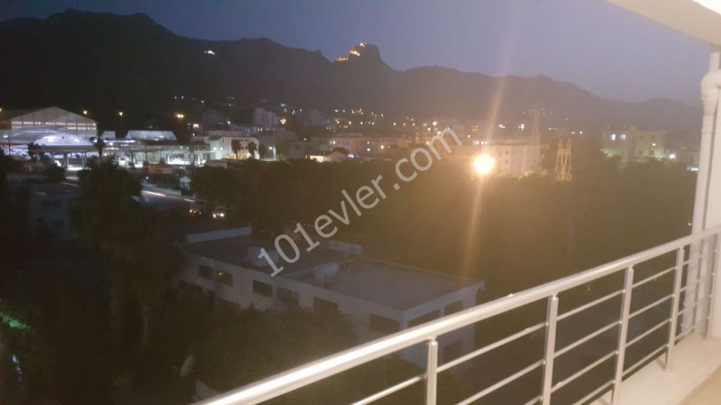 Flat For Sale in Girne Merkez, Kyrenia