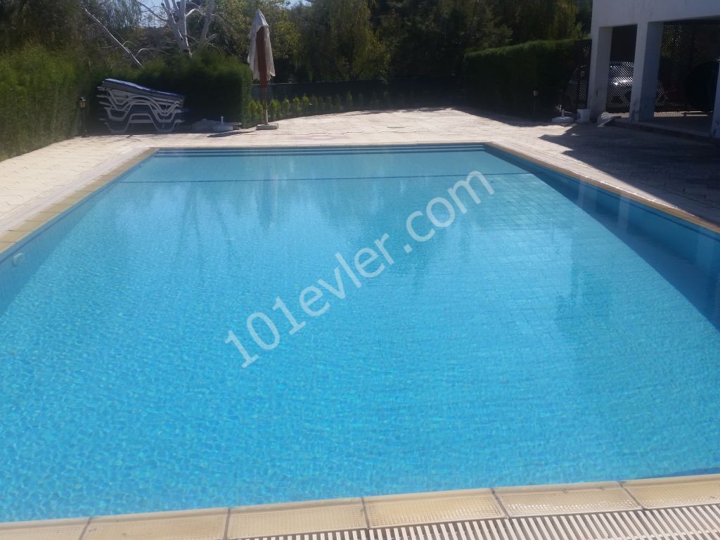 Villa To Rent in Girne Merkez, Kyrenia