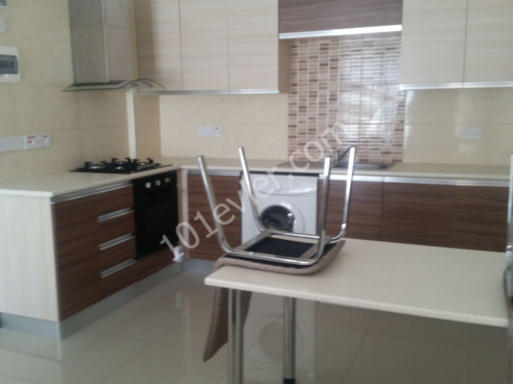 Flat To Rent in Girne Merkez, Kyrenia