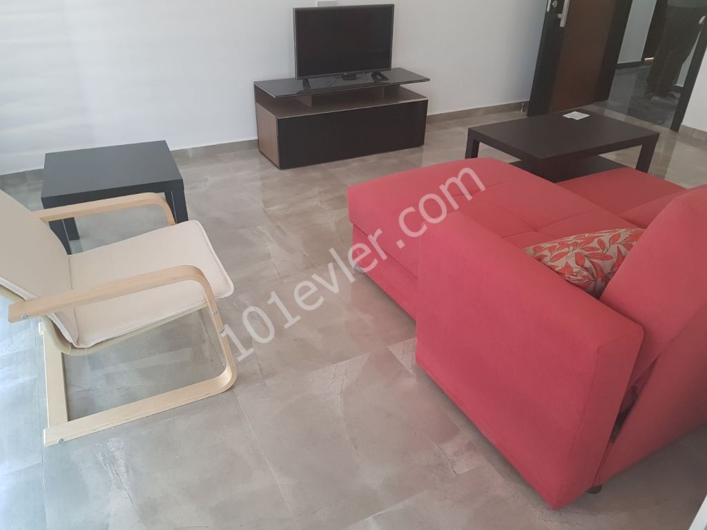 GİRNE MERKEZDE SIFIR   EŞYALI DAİRE