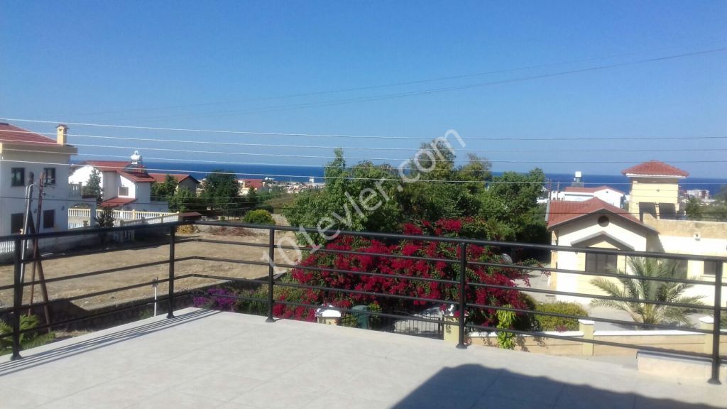 Villa For Sale in Alsancak, Kyrenia