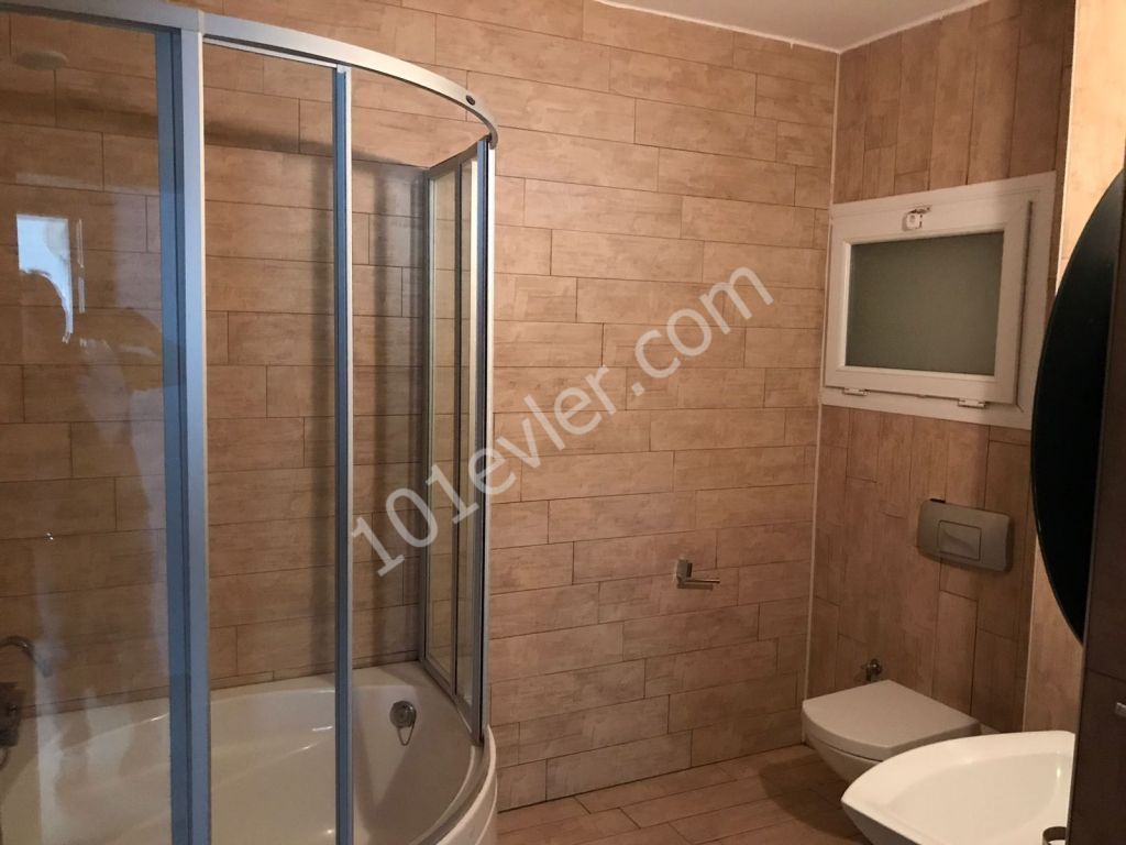 Flat To Rent in Girne Merkez, Kyrenia