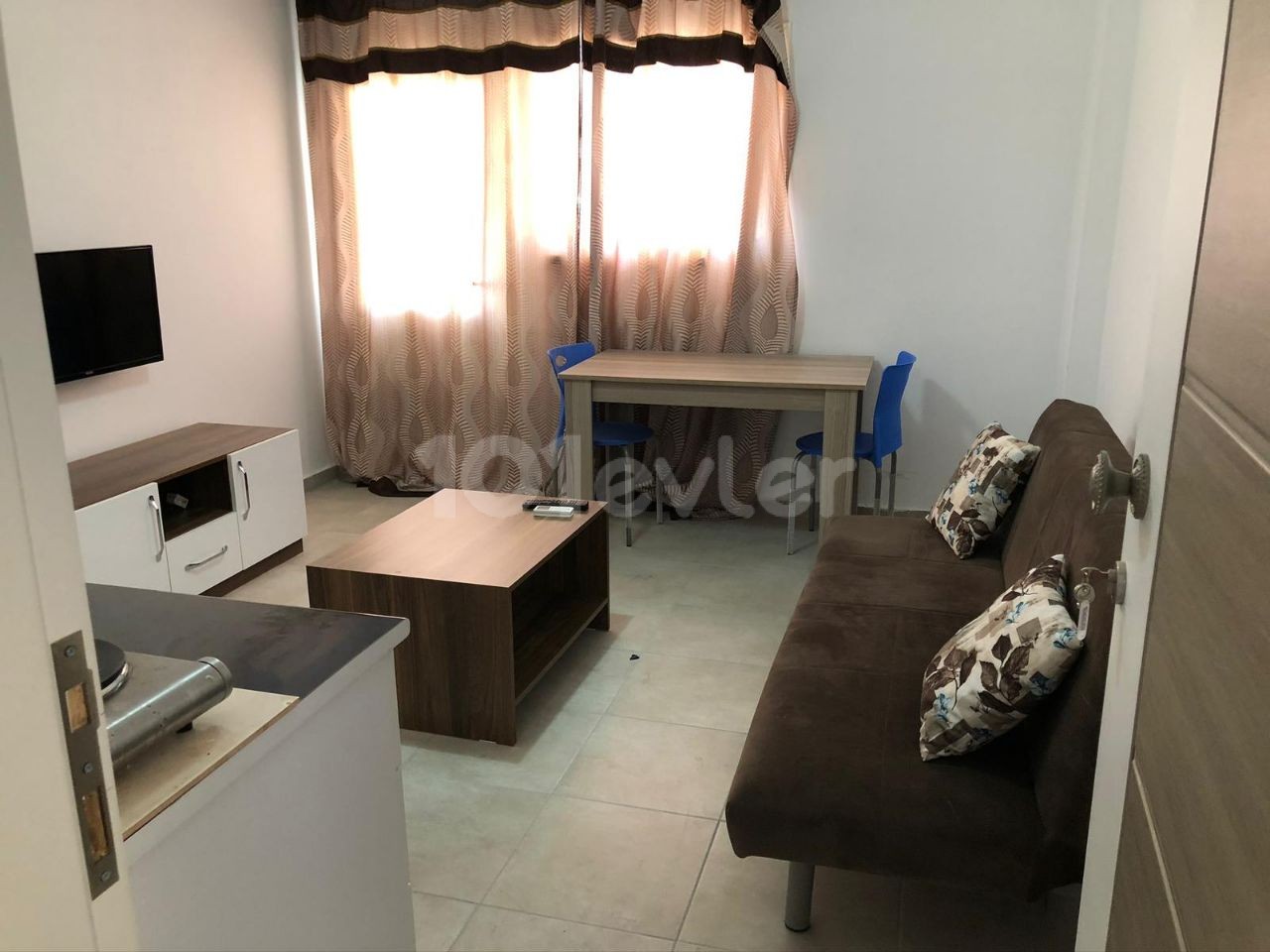 FULLY FURNISHED 2+1 APARTMENT FOR RENT - OPPOSITE THE STOP ON THE HIGHWAY ** 