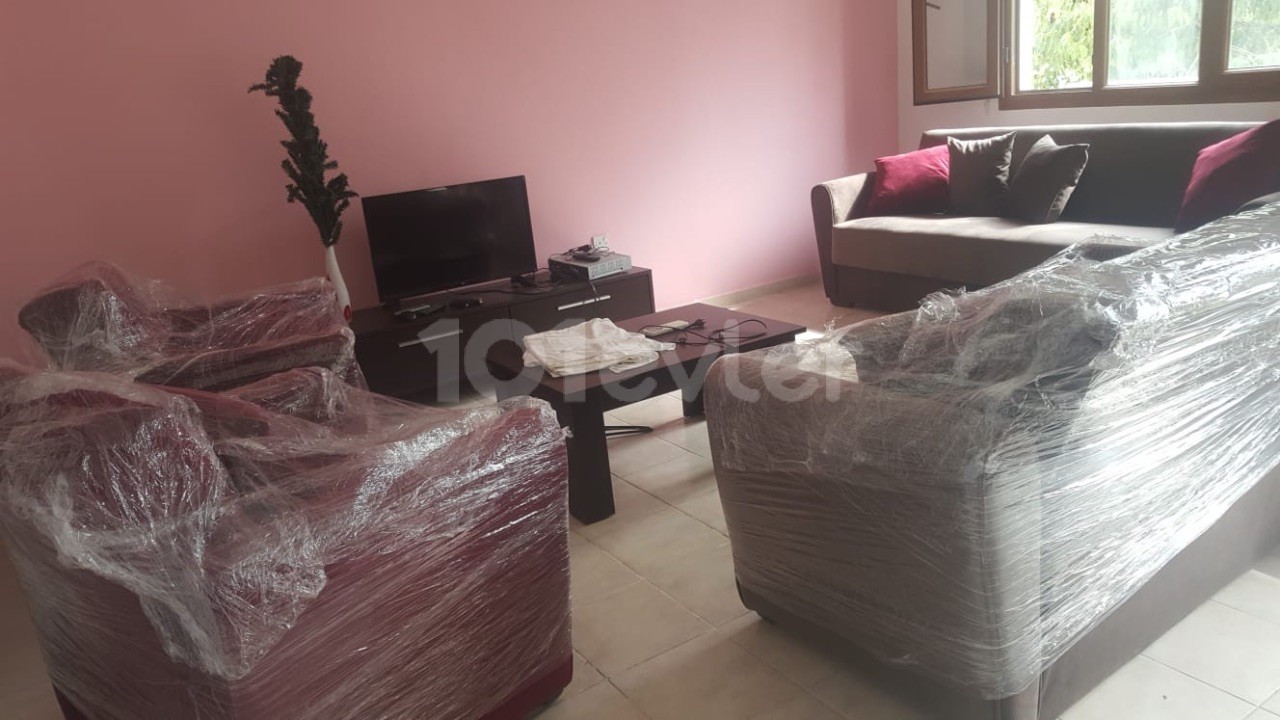 Girne Yeni Liman Bölgesinde 3+1 full eşyalı daire.