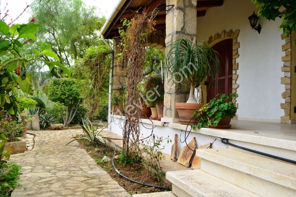 Villa For Sale in Lapta, Kyrenia