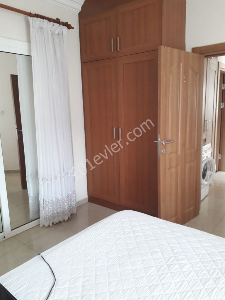 Girne merkezde kiralık 2+1 lüks daire