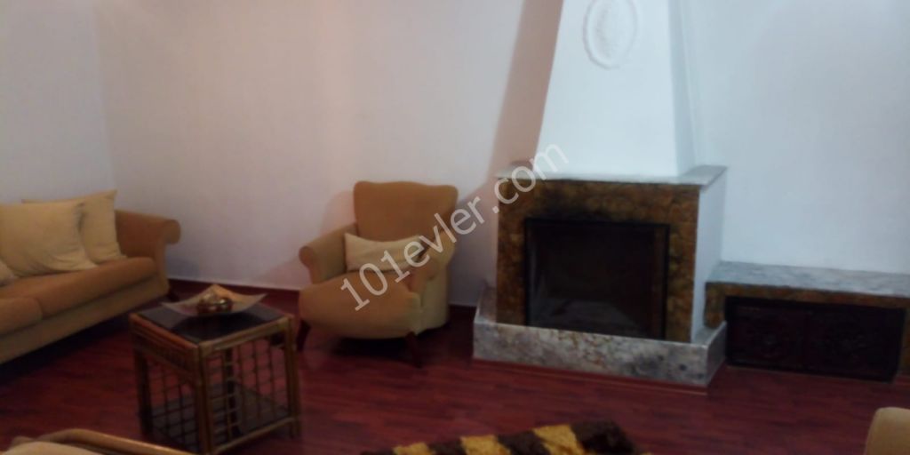 2+1 detached house for rent in Girne