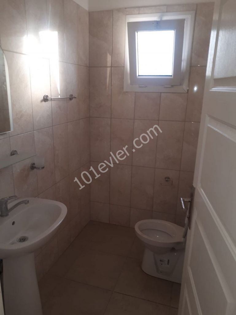 Girne Merkezde  2+1 Kiralık  Daire