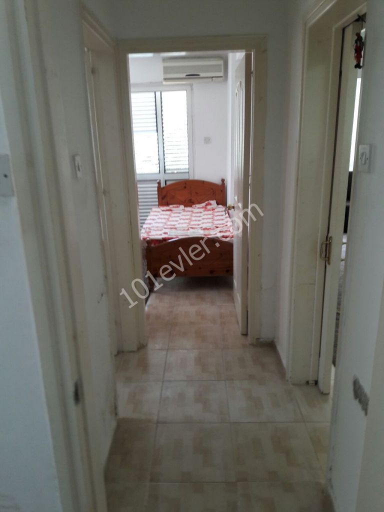 Girne  Merkezde 2+1 Satılık Daire 59000 STG 