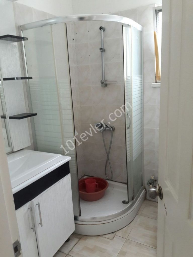 Girne  Merkezde 2+1 Satılık Daire 59000 STG 