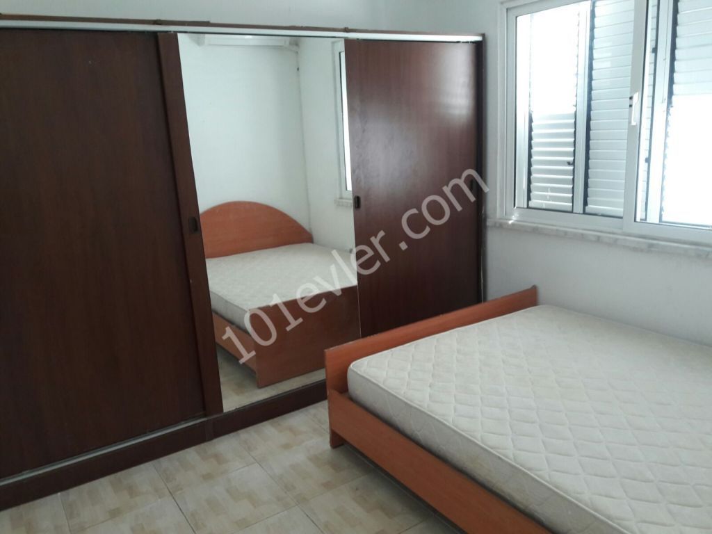 Girne  Merkezde 2+1 Satılık Daire 59000 STG 