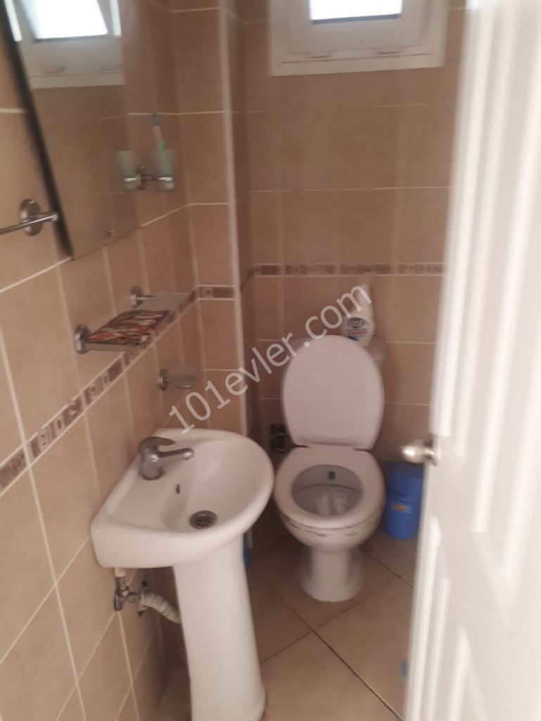 Girne Merkezde 2+1 Kiralık Daire