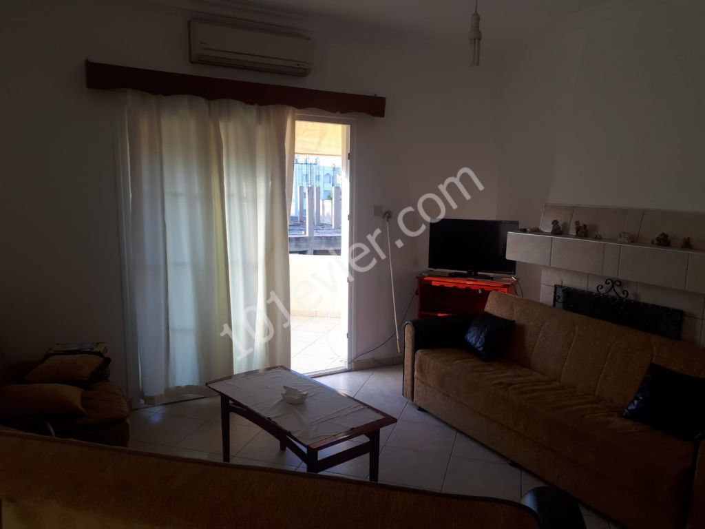 Girne Merkezde 2+1 Kiralık Daire