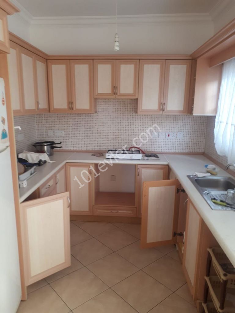 Girne Merkezde 2+1 Kiralık Daire