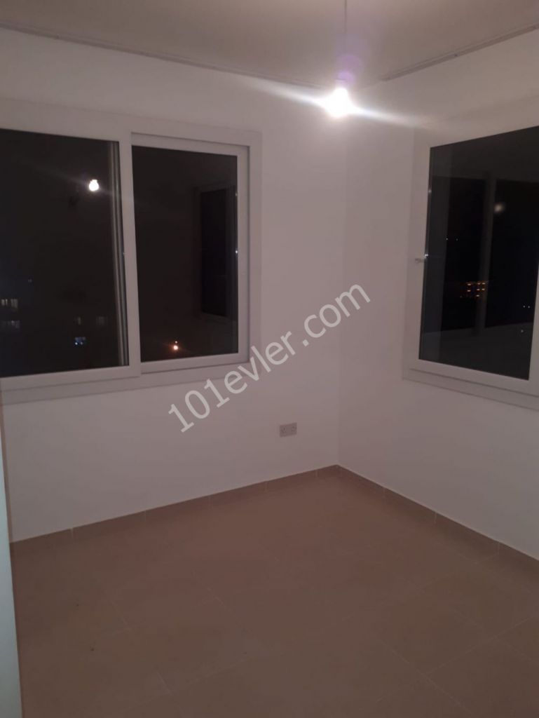 2+1 Apartment For Rent İn Girne City Center