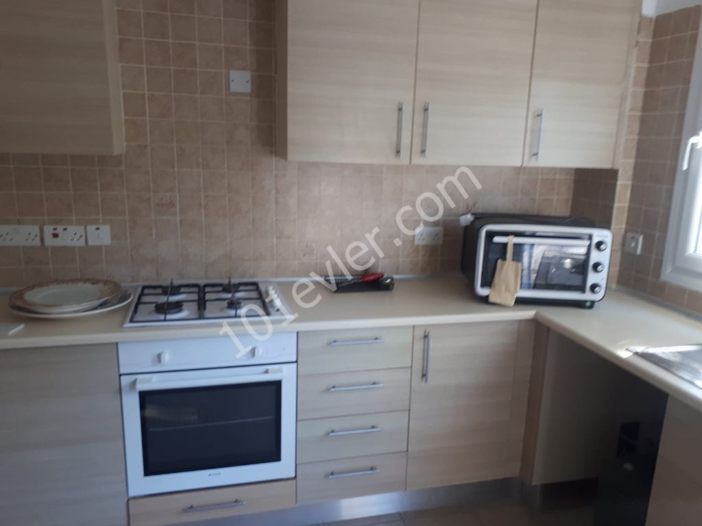 Girne Merkezde 3+1 Kiralık Daire