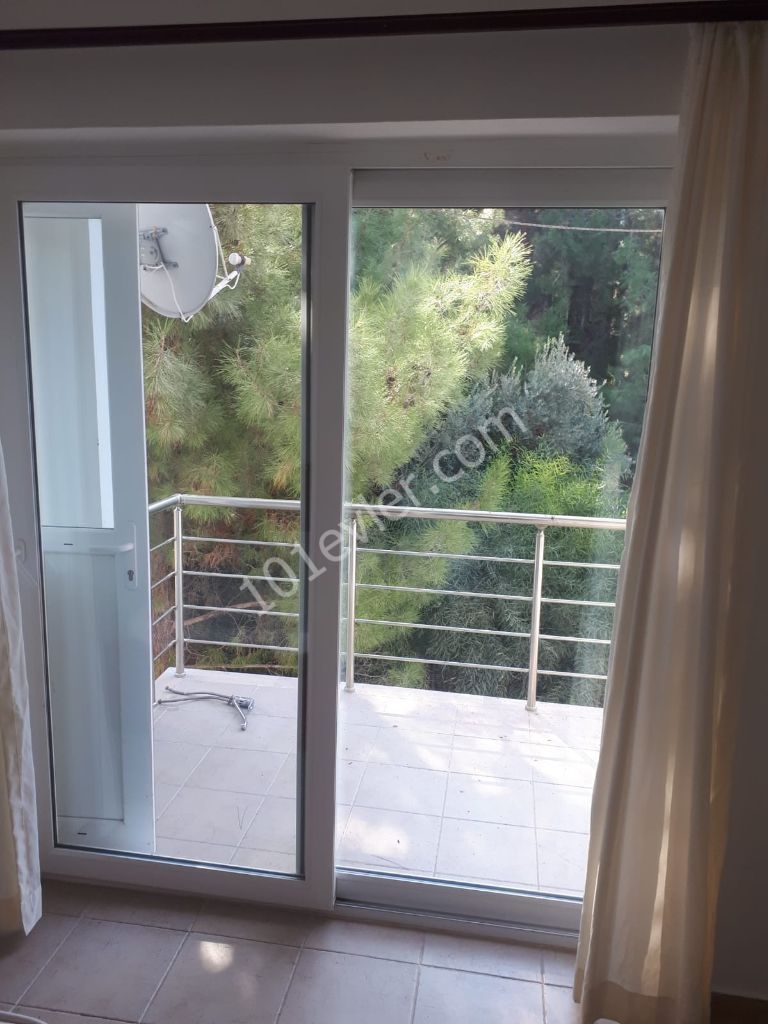 Girne Merkezde 3+1 Kiralık Daire