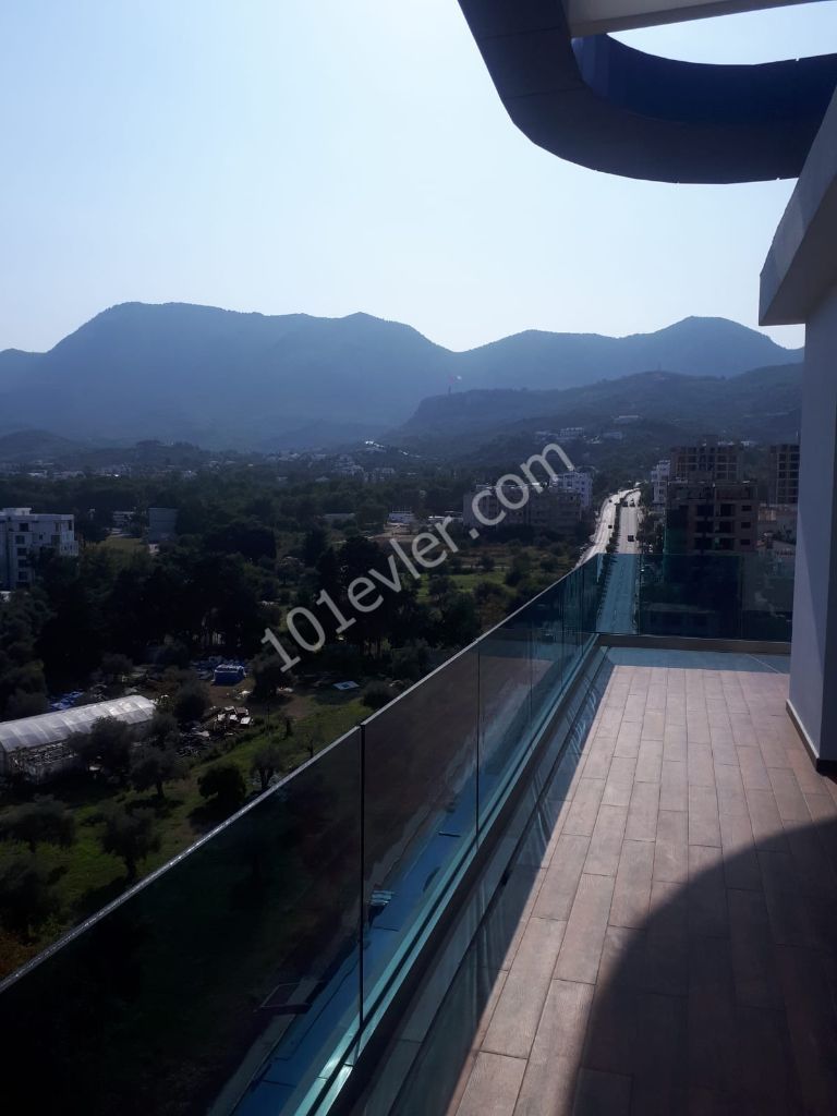 Penthouse Mieten in Girne Merkez, Kyrenia