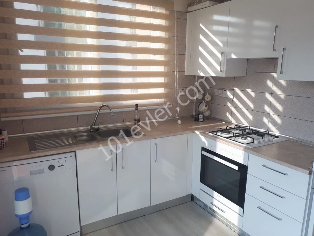 Girne Merkezde 2+1 Kiralık Daire