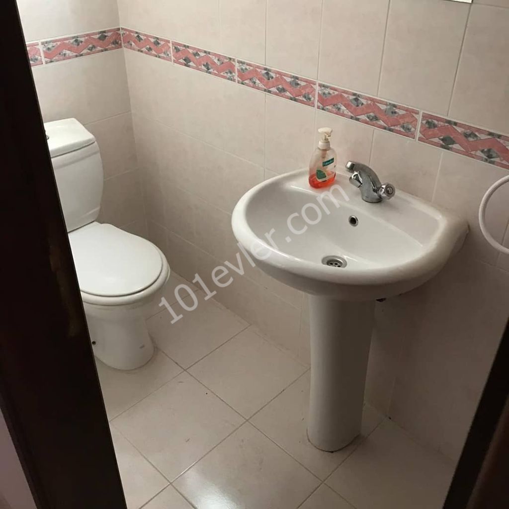 2+1 Apartment For Sale İn Girne City Center