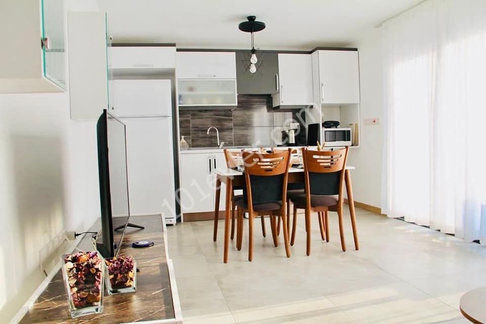 Flat To Rent in Alsancak, Kyrenia