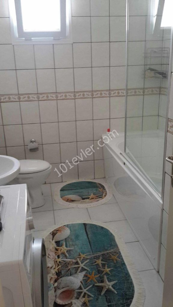 Girne Lapta Bölgesinde 3+1 Satılık Penthouse 70000 STG