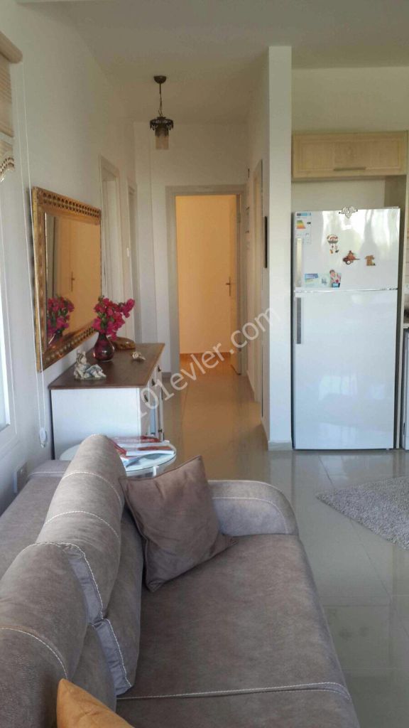 Girne Lapta Bölgesinde 3+1 Satılık Penthouse 70000 STG