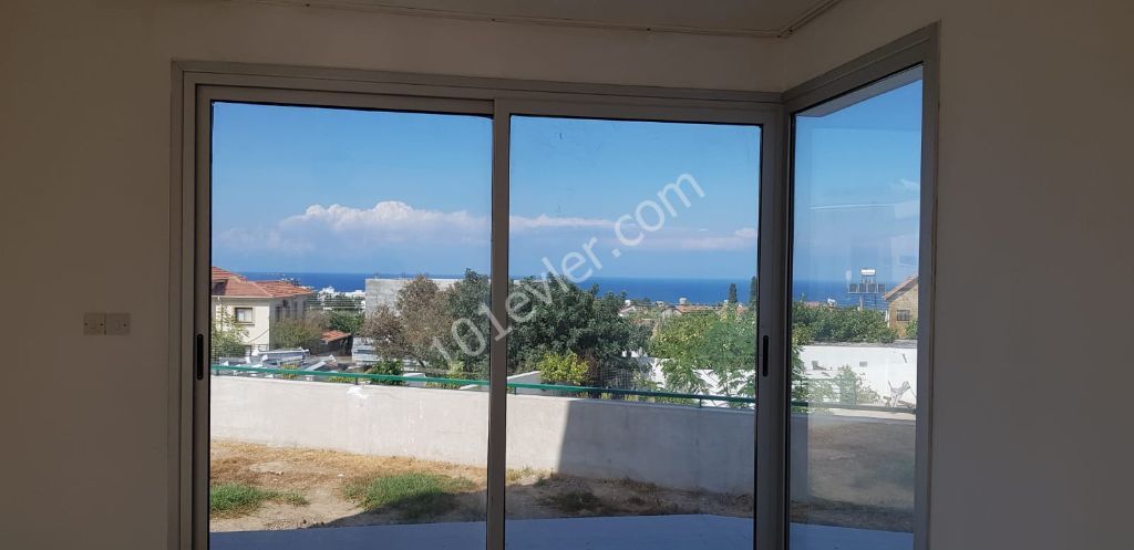 Girne Ozanköy Bölgesinde 2+1 Kiralık Villa