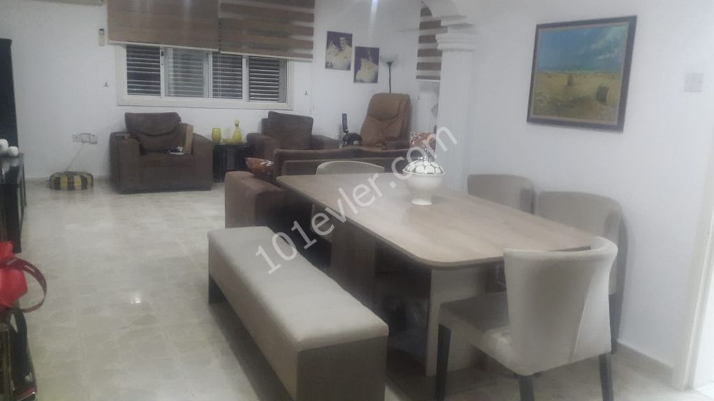 Lefkoşada Merit otele yakın 3+1 Satılık daire  65000 STG