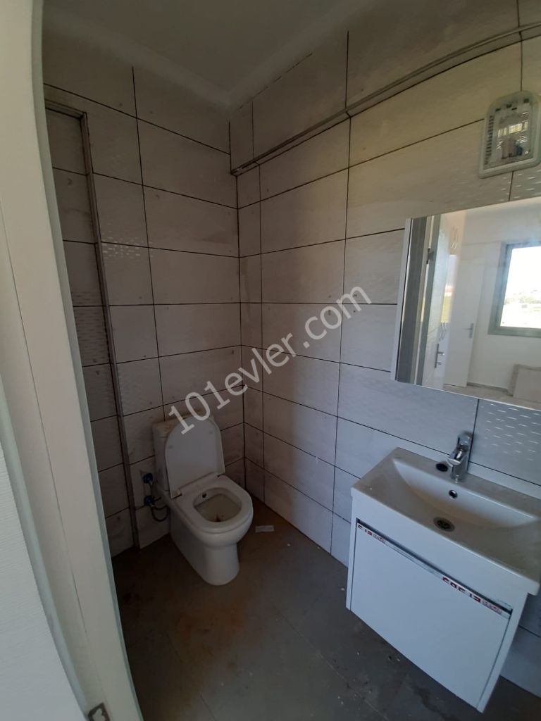 Girne Çatalköy Bölgesinde 3+1 Kiralık Daire 2500 TL