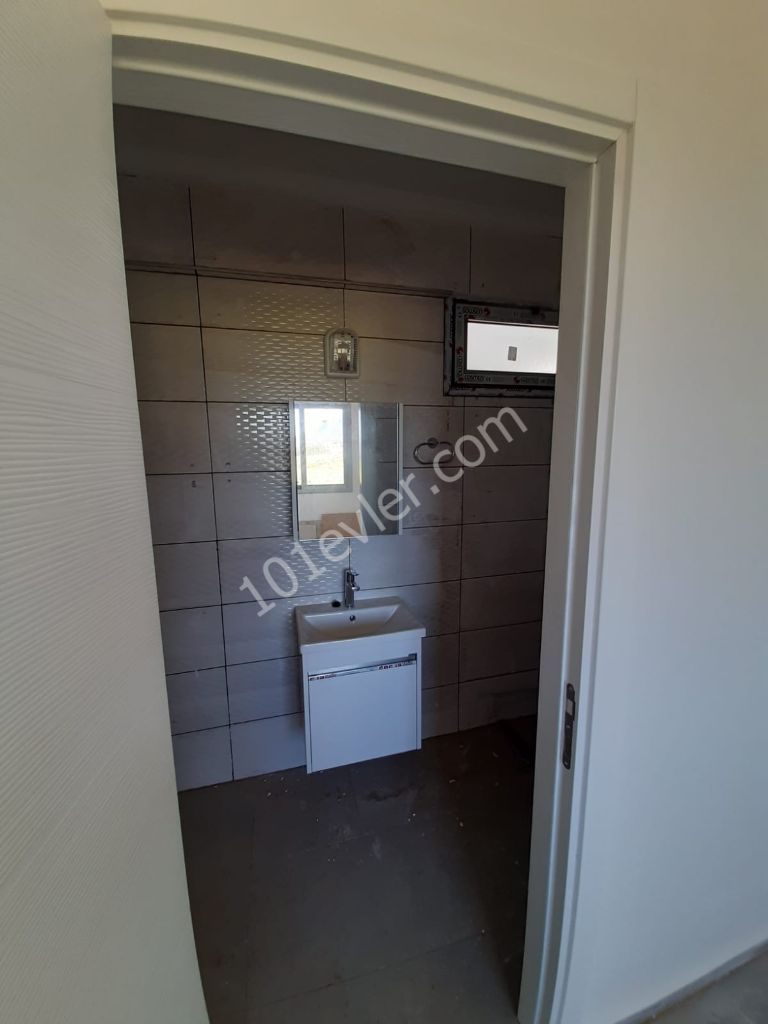 Girne Çatalköy Bölgesinde 3+1 Kiralık Daire 2500 TL