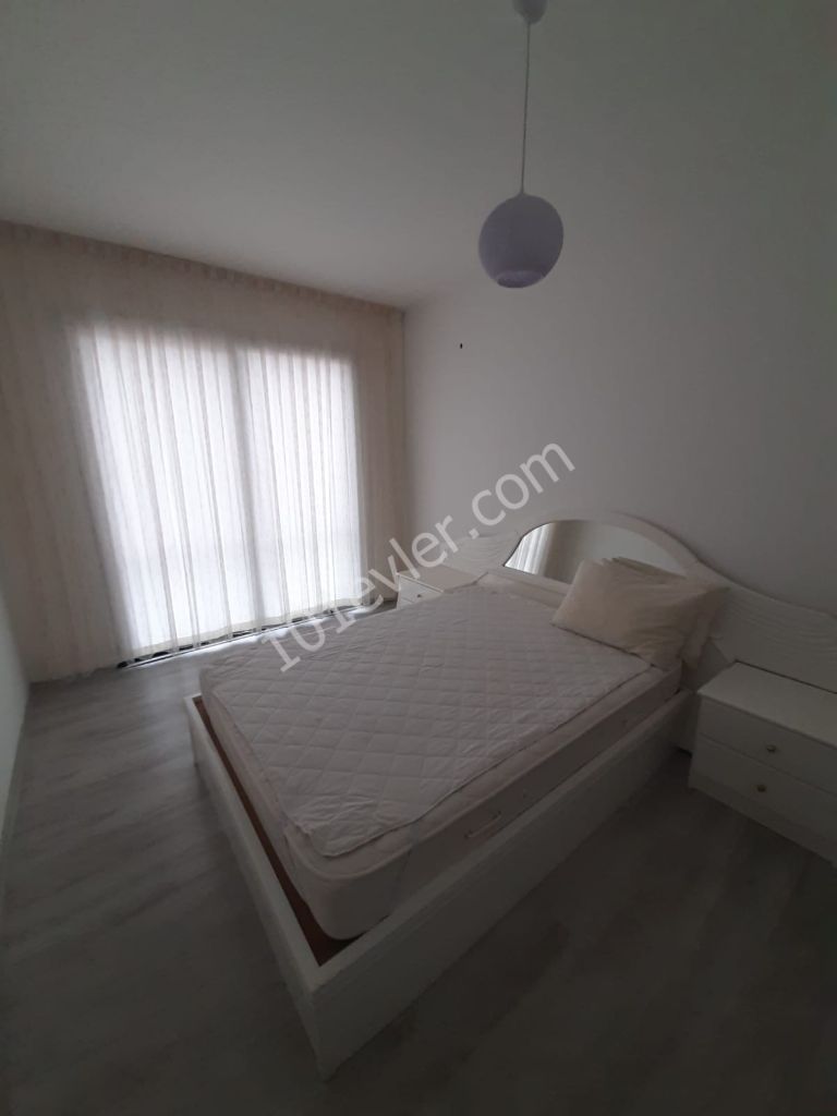 Girne Merkezde 2+1 Eşyalı Kiralık Daire 3200 TL