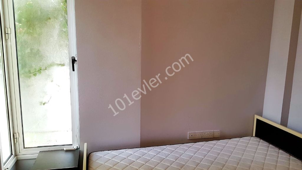 Flat To Rent in Aşağı Girne, Kyrenia