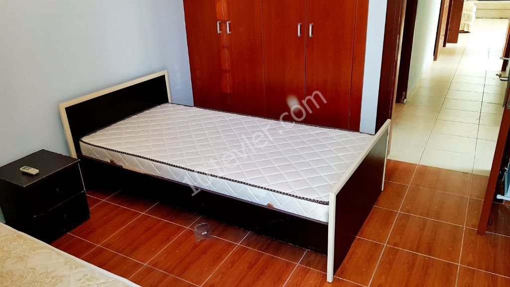 Girne Merkezde 3+1 Kiralık Daire 3000 TL