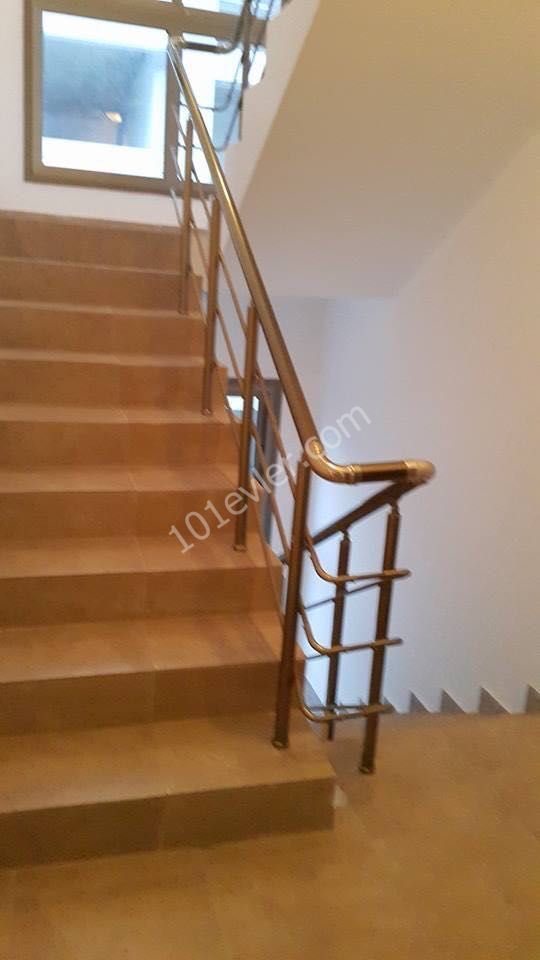 Girne Merkezde 1+1 Kiralık Daire 1700 TL