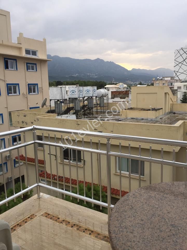 Flat To Rent in Girne Merkez, Kyrenia