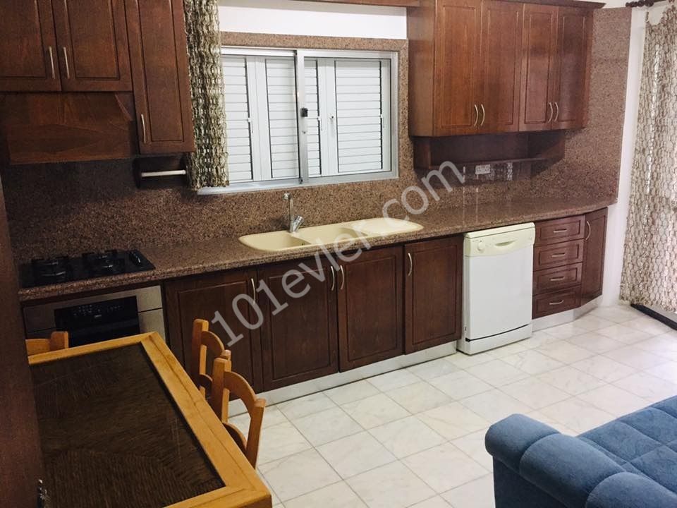 Flat To Rent in Girne Merkez, Kyrenia