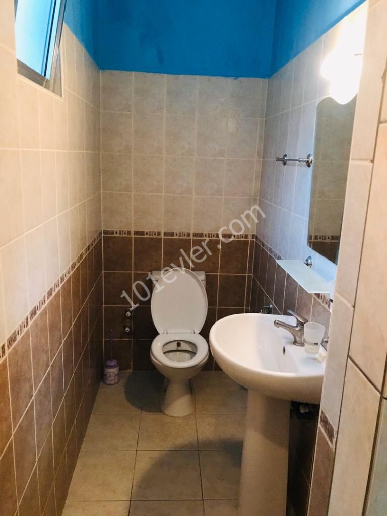 Girne Merkezde 2+1 Kiralık Daire 2600 TL