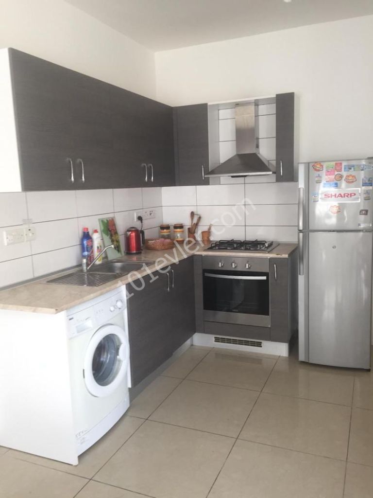 Flat To Rent in Zeytinlik, Kyrenia