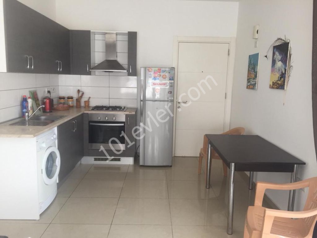 Flat To Rent in Zeytinlik, Kyrenia