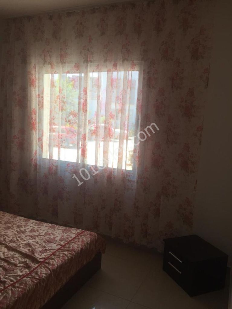 Girne Zeytınlık Bölgesinde  2+1 Kiralık Daire 350 STG 