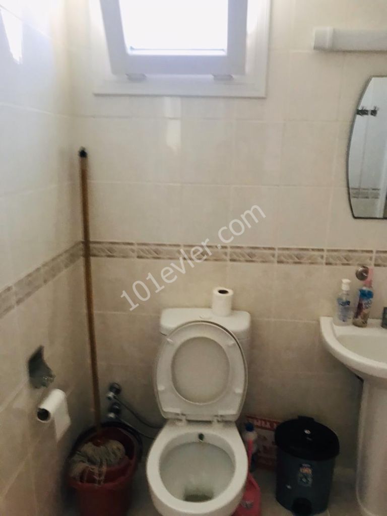 Girne Alsancak Bölgesinde 1+1 Kiralık Daire 2000 TL