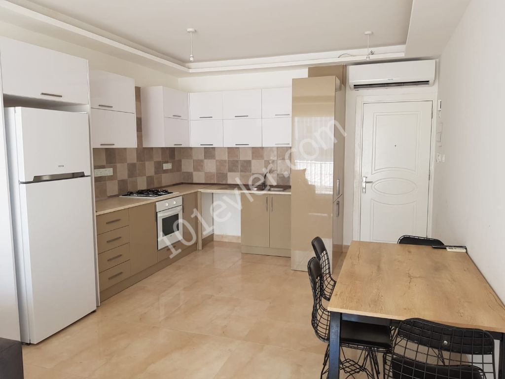 Flat To Rent in Alsancak, Kyrenia