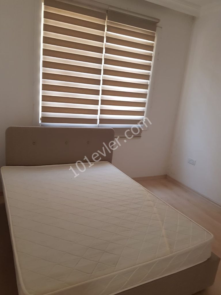 Flat To Rent in Alsancak, Kyrenia