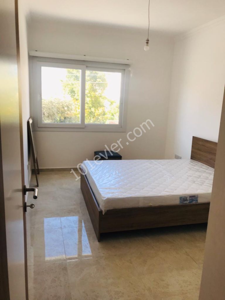 Girne Merkezde 2+1 Kiralık Daire 3000 TL 