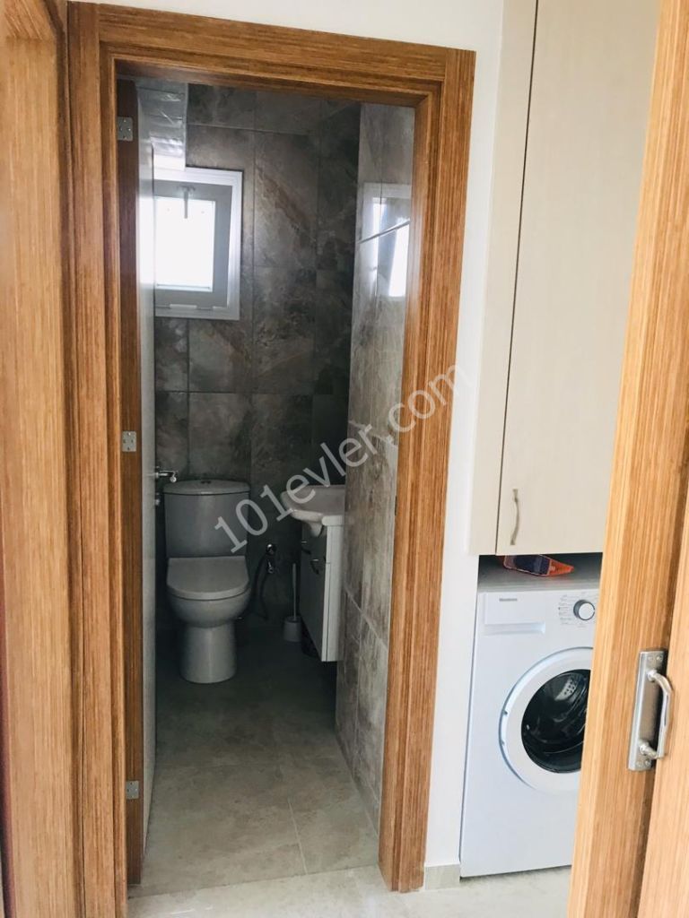 Girne Merkezde 2+1 Kiralık Daire 3000 TL 