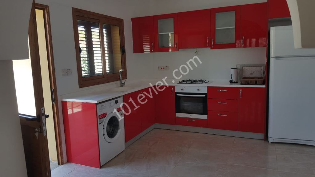 Girne Karşıyaka'da 3+1 Günlük Kiralık Villa 120 STG