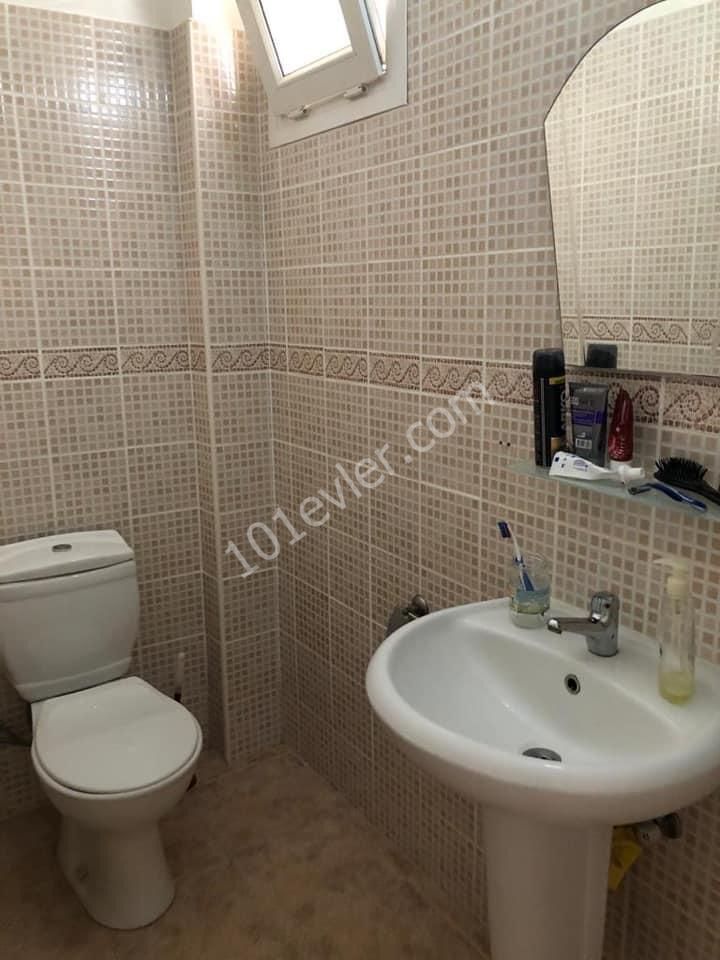 Girne Merkez 3+1 Eşyalı Kiralık Daire 3200 TL