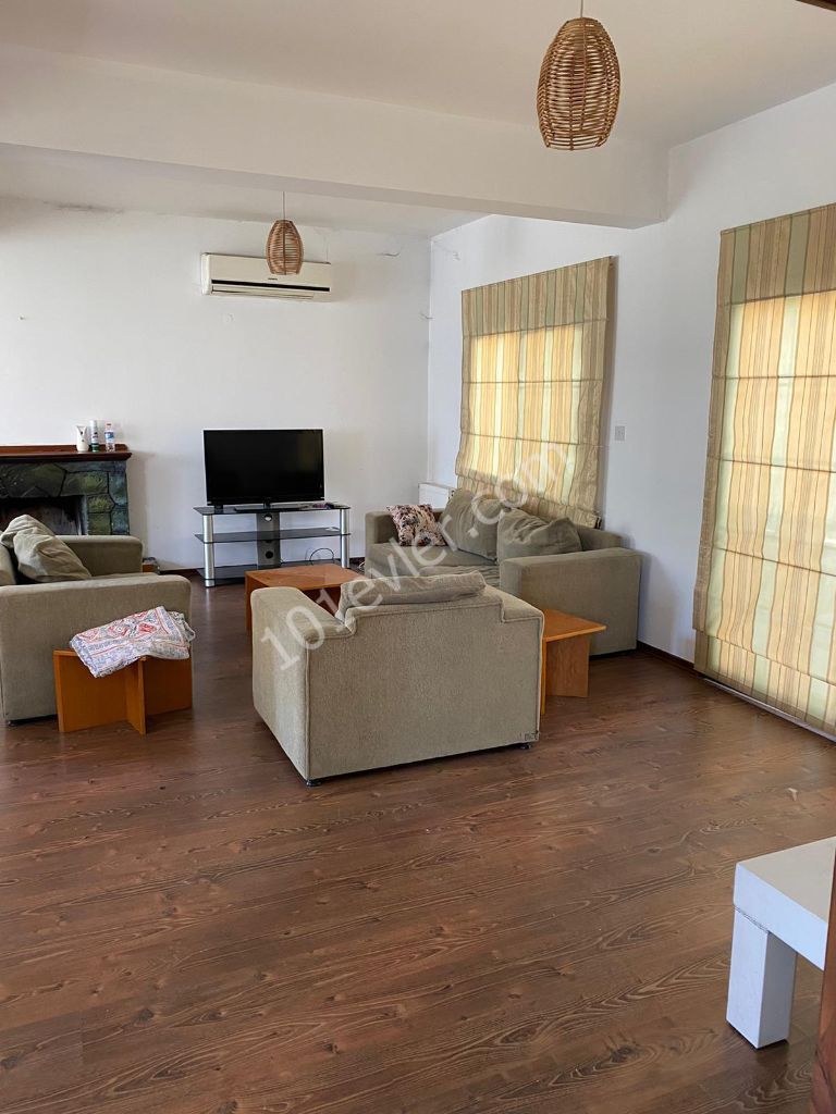 Villa To Rent in Çatalköy, Kyrenia